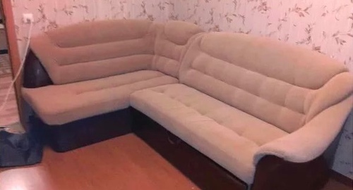 Перетяжка углового дивана. Буинск