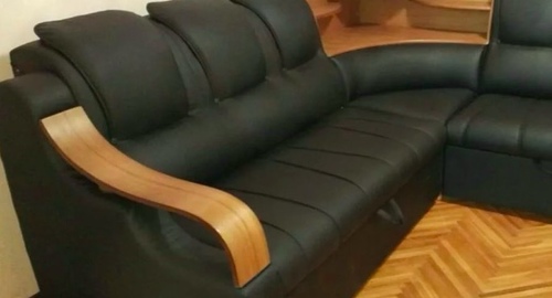 Перетяжка кожаного дивана. Буинск